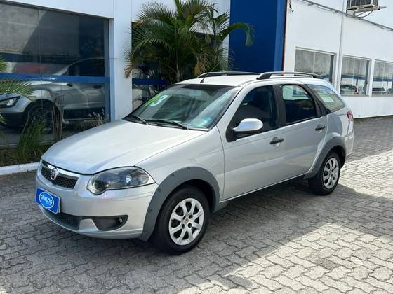 FIAT PALIO 1.6 TREKKING WEEKEND 16V FLEX 4P MANUAL FIAT PALIO 1.6 TREKKING WEEKEND 16V FLEX 4P MANUAL